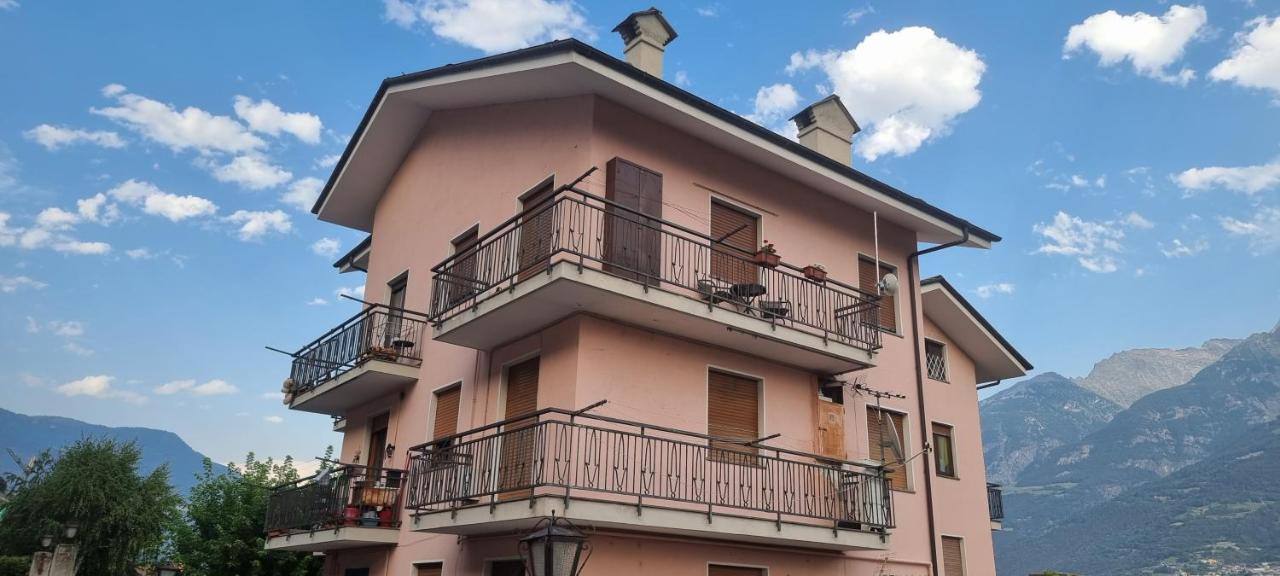 Yudi House Appartement Aosta Buitenkant foto