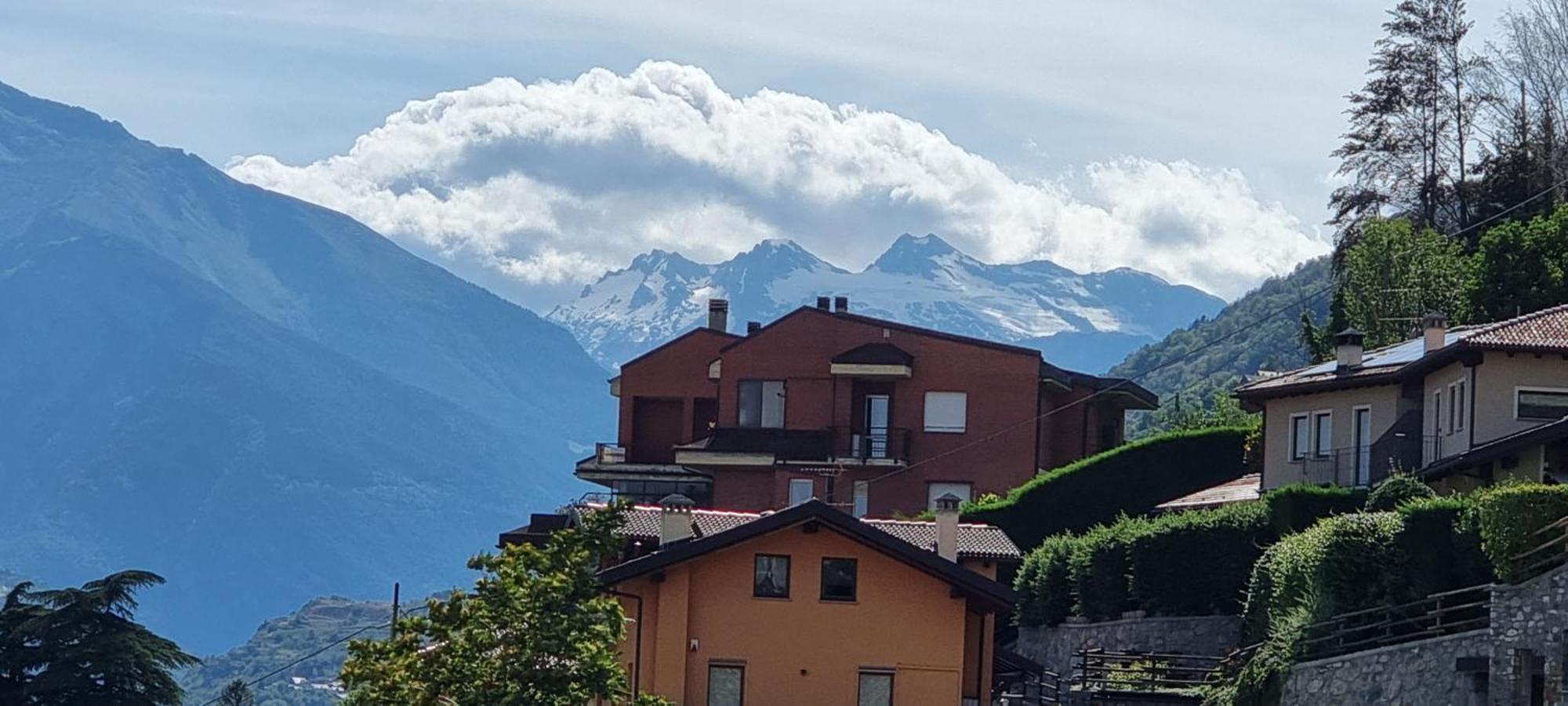 Yudi House Appartement Aosta Buitenkant foto